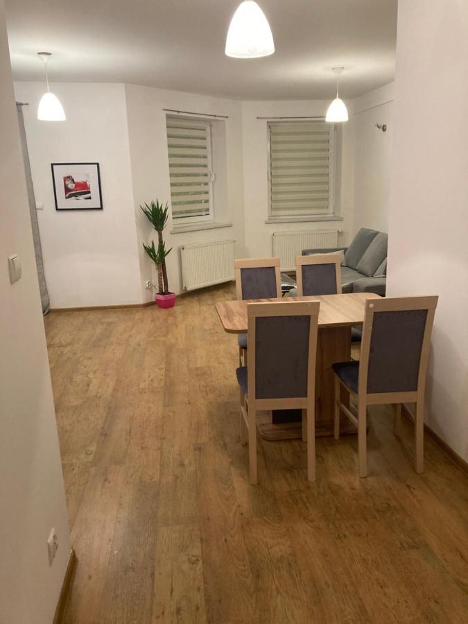 Mieszkanie W Centrum Bielsko-Biala Bagian luar foto